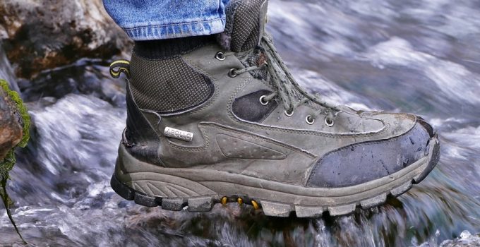 Best Water Shoes for Rocky Beaches